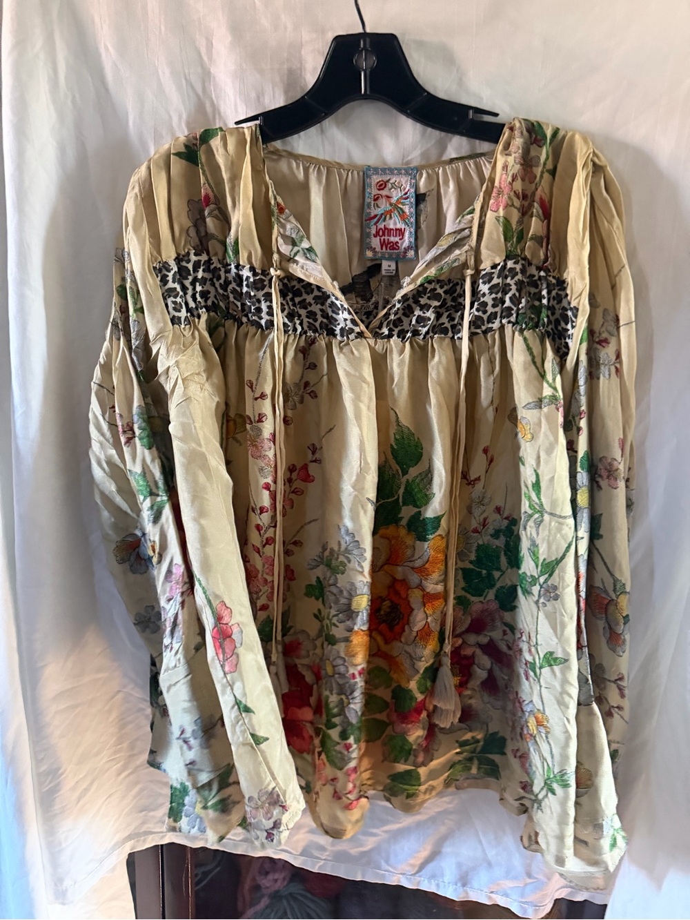 Johnny Was Cream Floral Boho Peasant Tunic with Leopard Yoke